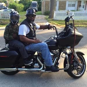 Meet your Posher, Leon